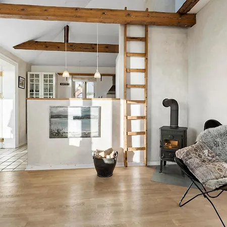 3 Bedroom Cozy In Casa de Férias