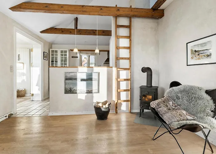 3 Bedroom Cozy In Дом отдыха
